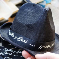 Chapéu borsalino personalizado com fita para casamentos