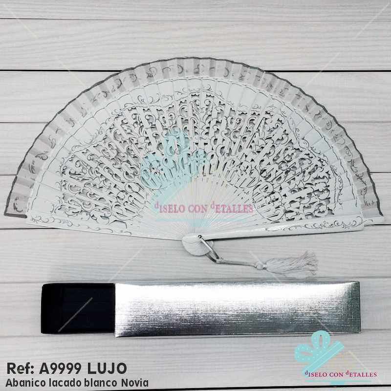 Abanicos de Madera en Color Blanco 23 cm Abanicos de Madera en Color Blanco 23 cm