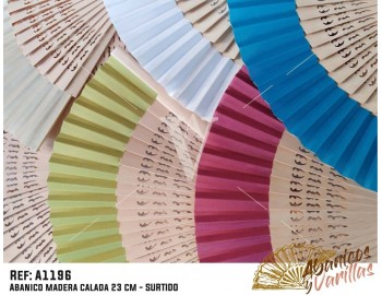 Leque de madeira 23 cm e tecido em cores sortidas